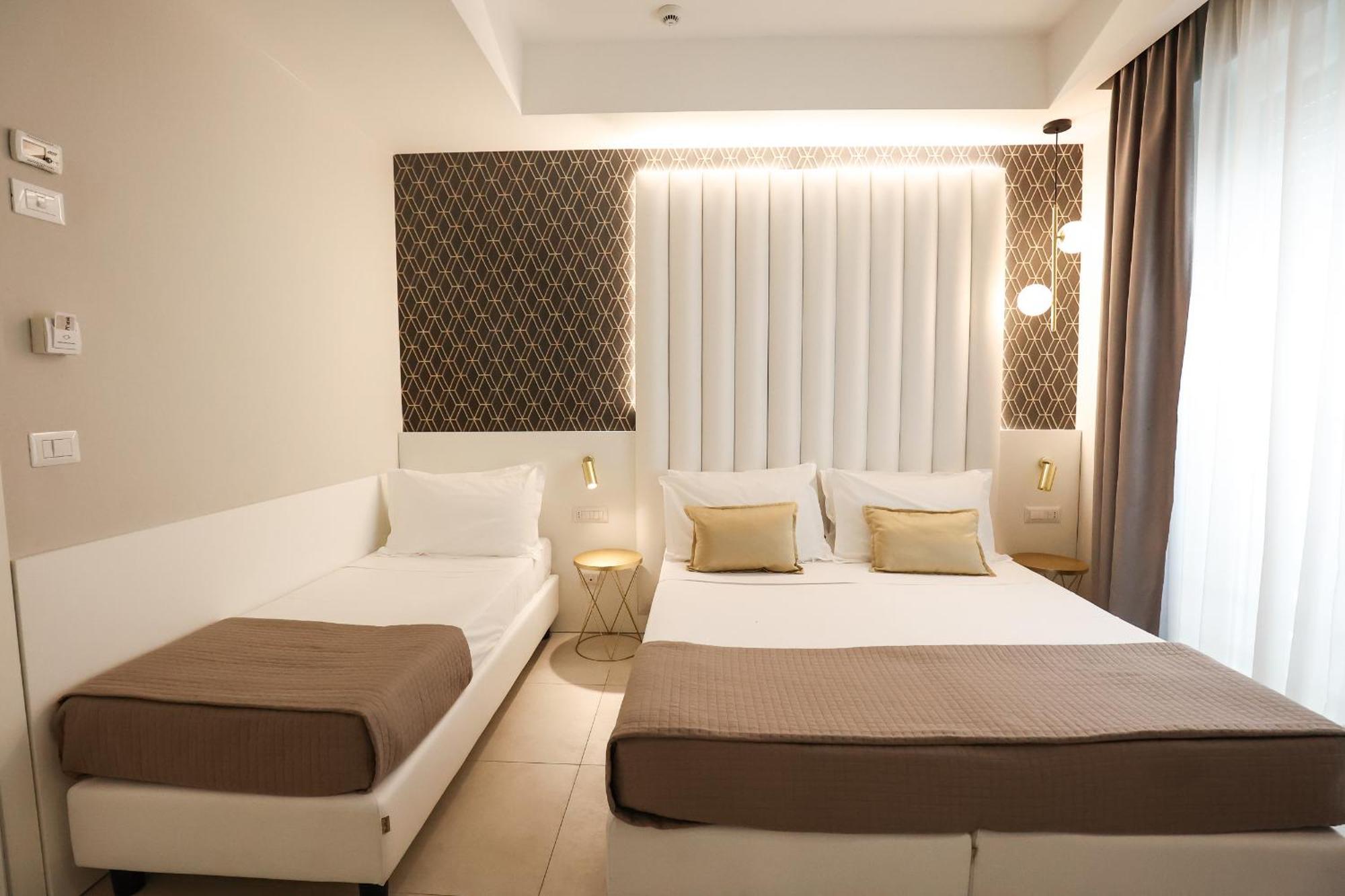 Hotel Cenisio Rimini Ngoại thất bức ảnh